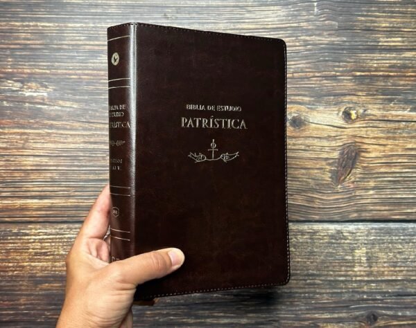 Biblia de Estudio Patrística Marrón
