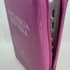 Biblia Bilingue RVR1960 Rosa con Zipper y Índice/ Pink Bilingual Bible KJV with Zipper and Index