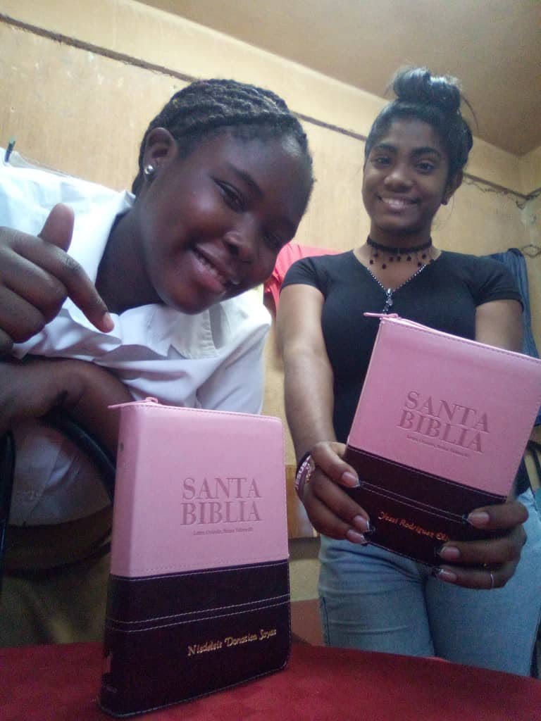 Misión de NewBeginingBookStore en Cuba